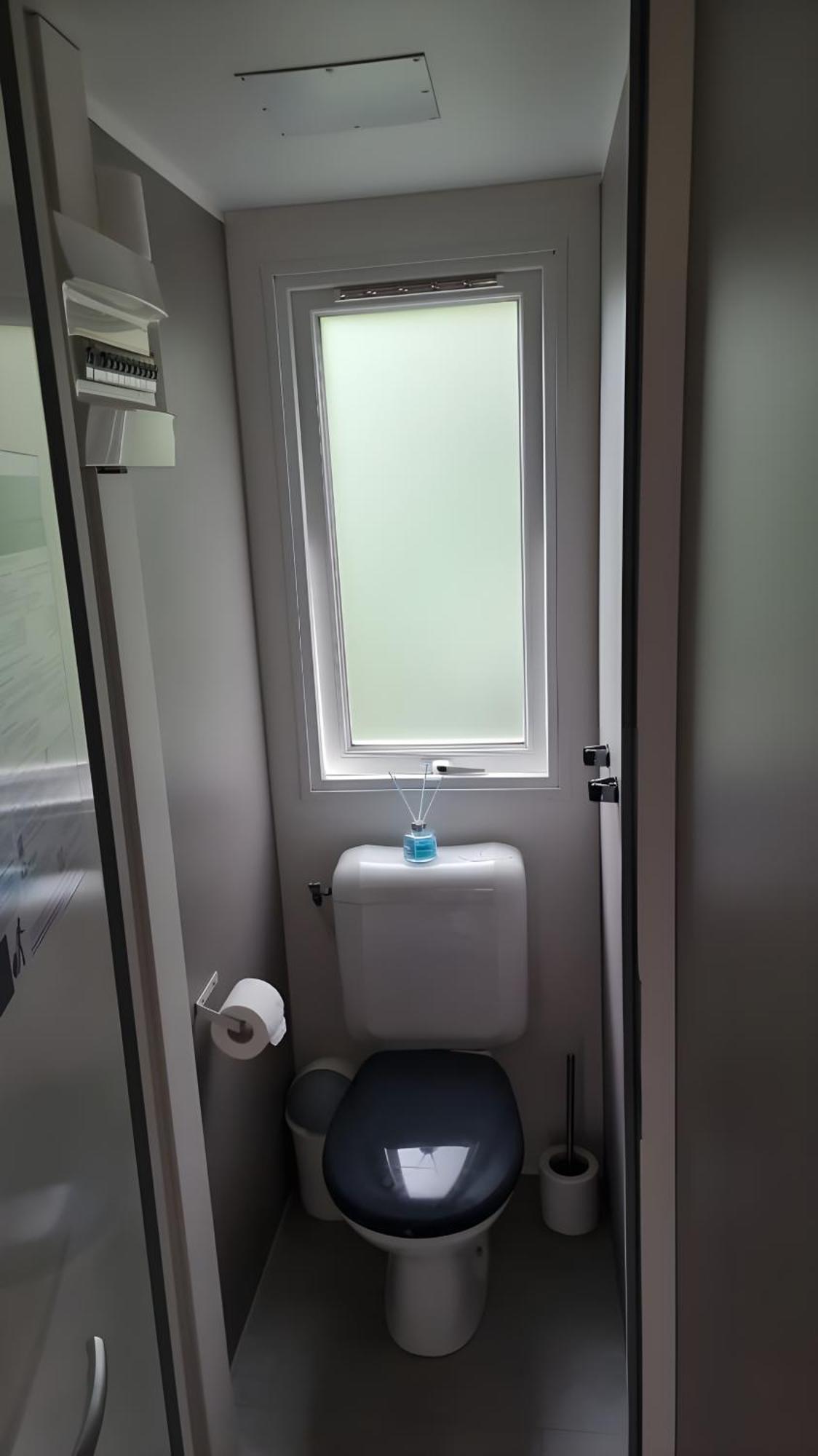 Cozy Tiny Solhouse 7 - Near Groningen - 5 Star Location Lejlighed Kropswolde Eksteriør billede